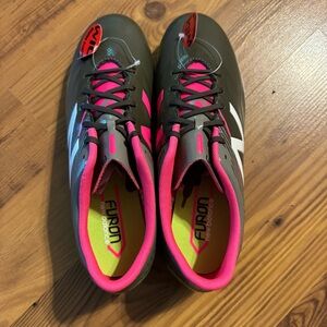 Women's New Balance Enron Gray and Pink Soccer Cleats NWT